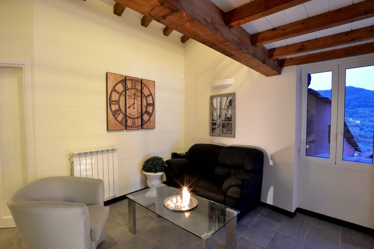 Villa Chalet in Liguria à Vasia Extérieur photo