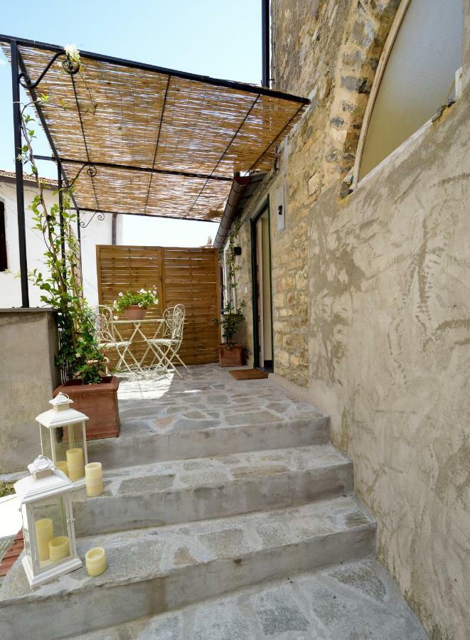 Villa Chalet in Liguria à Vasia Extérieur photo